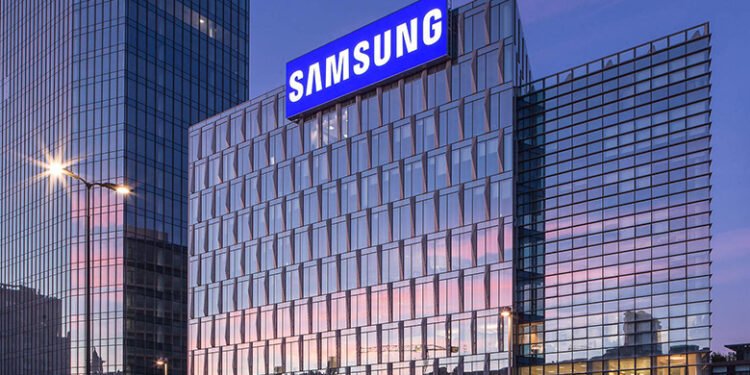 سامسونج تواجه اتهامات بانتهاك الخصوصية عبر تطبيق إسرائيلي مُثبّت مسبقًا على هواتفها في المنطقة العربية
