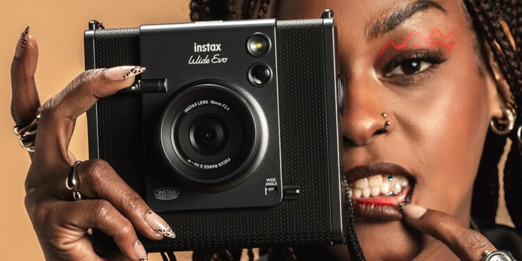Fujifilm Instax Middle East Extend Music & Culture Platform with New Billboard Arabia Collaboration