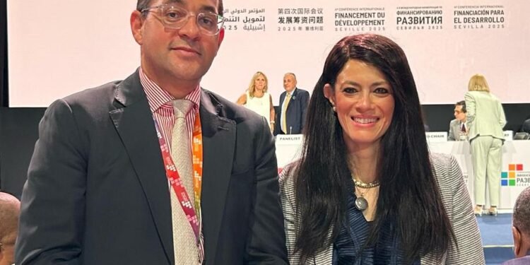 كجوك : ملتزمون بتعزيز الشراكات الدولية لتحقيق الأمن الغذائي والتنمية المستدامة 