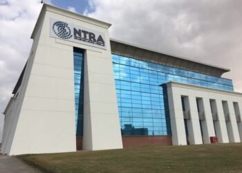 تنظيم الاتصالات :تعويضات بين 1 و 10 جيجا تعويض للمستخدمين عن قطع الاتصالات