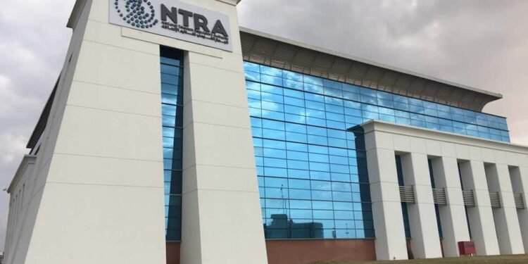 تنظيم الاتصالات :تعويضات بين 1 و 10 جيجا تعويض للمستخدمين عن قطع الاتصالات