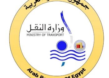 النقل تكرم عامل مزلقان أنقذ شابا من عجلات القطار