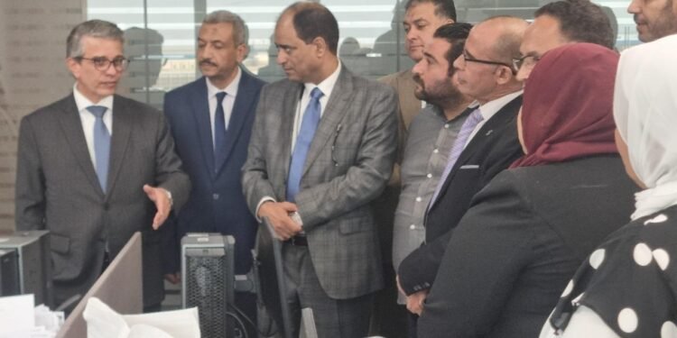 رئيس الجمارك فى جولة بالمنافذ الجمركية بالسخنة: نعمل على تطوير المنظومة لدفع عجلة الاستثمار