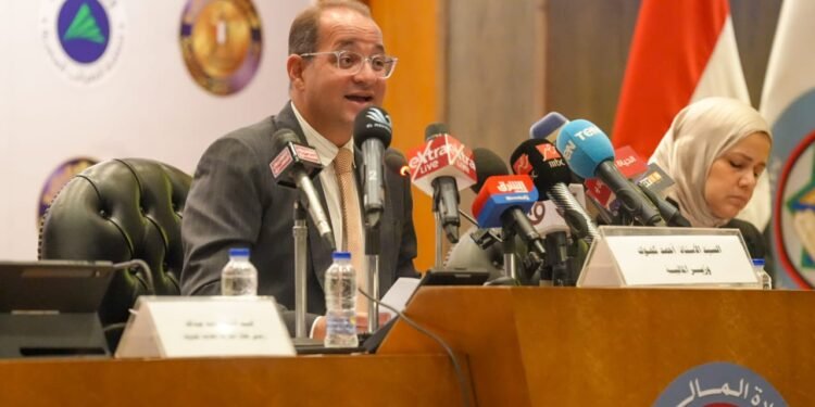 وزير المالية.. فى مؤتمر صحفي:      تعاونا مع كل الوزارات «قدر المستطاع» لزيادة الإنفاق على كل ما يهم المواطنين خلال العام المالي الماضي