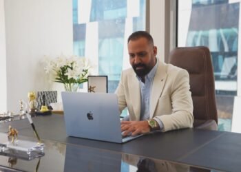 رجل الأعمال محمد شحاتة يعلن إطلاق شركة «Zayard Development» مشروع «ذا يارد ميمورا» 