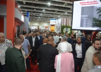 انطلاق فعاليات المعرض الدولي لصناعة الورق الكرتون والمناديل والتغليف والطباعة بمركز مصر للمعارض الدولية