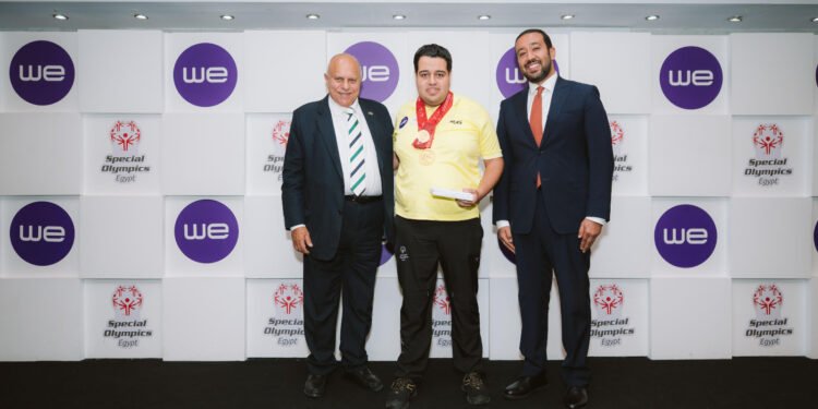 المصرية للاتصالات تكرم أبطال الأوليمبياد الخاص المصري المشاركين في المسابقة الإقليمية الأولى للفروسية بالإمارات