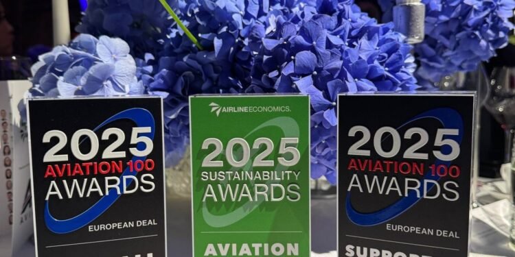 الخطوط الجوية التركية تحصل على ثلاث جوائز تمويلية من Airline Economics