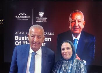 كامل أبو علي.. القائد الملهم في عيون العالم.. ومحمد عيد سليمان يكشف لـ «إيجي إيكونومي» خطط Pickalbatros للتوسع في نيفر لاند بشرم الشيخ ومرسى علم والمغرب