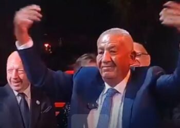 (AFASU) يكرم أيقونات الضيافة والسياحة رئيس بيك الباتروس و مدير التسويق الاقليمي للمجموعة