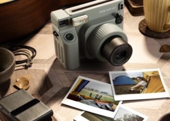 احتفل باليوم الوطني السعودي مع فوجي فيلم إنستاكس