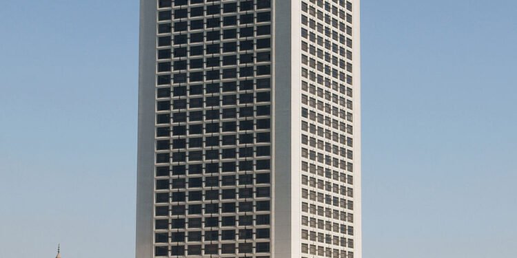 مصر تستضيف في 6 أكتوبر اجتماعات بين وفدين إسرائيلي وفلسطيني لبحث وقف الحرب في غزة