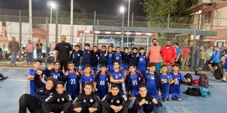 العبور “أ” يواصل تألقه ويفوز على العبور “ب” بنتيجة 38 / 12 في بطولة الجمهورية المصغّرة لكرة اليد