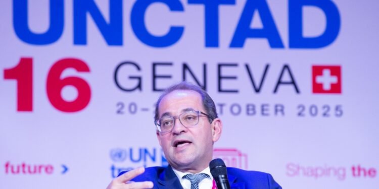 كجوك بجنيف: نتطلع إلى وضع رؤية مشتركة لقيادة التحول الاقتصادى نحو تنمية أكثر عدالة 