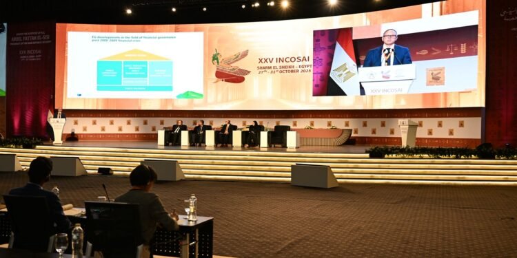 الأجهزة العليا للرقابة تستعرض دورها في مراجعة البنوك المركزية والأنشطة الحكومية خلال الأزمات المالية والاقتصادية