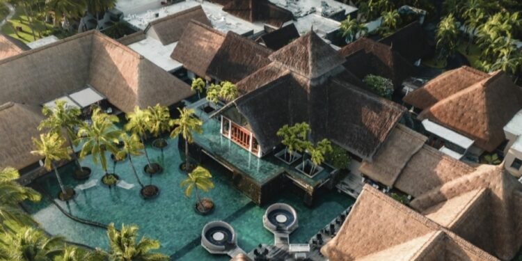 مجموعة كونستانس للفنادق والمنتجعات تحتفي بخمسين عاماً من التميّز في قلب المحيط الهندي