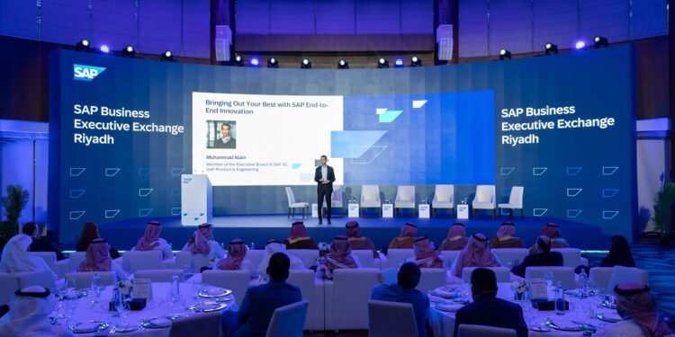 السعودية الأولى في العالم باستضافة شبكة أعمال “إس إيه بي” للقطاع العام