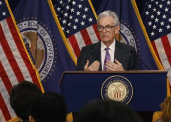 ايبوري تتوقع خفضا جديدا للفائدة من جانب الفيدرالي في ديسمبر المقبل