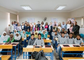 مؤسسة ڤودافون مصر ومؤسسة ڤودافون العالمية يحتفلان بتوسيع نطاق برنامج ” شبكة المدارس الفورية” للاجئين في مصر