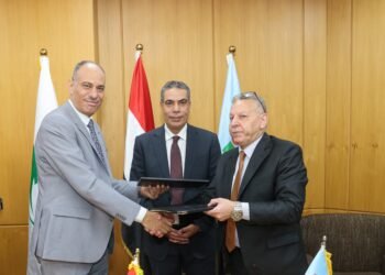 بروتوكول بين البريد و الدولية للهندسة لتقديم الخدمات البريدية والمالية داخل الأكاديمية