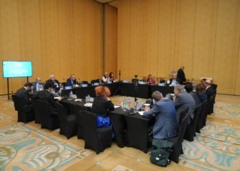 خبراء يبحثون إشكالية الطاقة في المنطقة وتداعياتها على التجارة البحرية في ظل التحولات الجيوسياسية العالمية