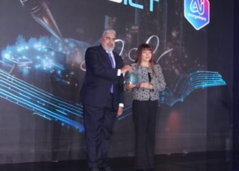 البنك الأهلي المصري يحصد جائزتين عالميتين في جوائز Élan 2025