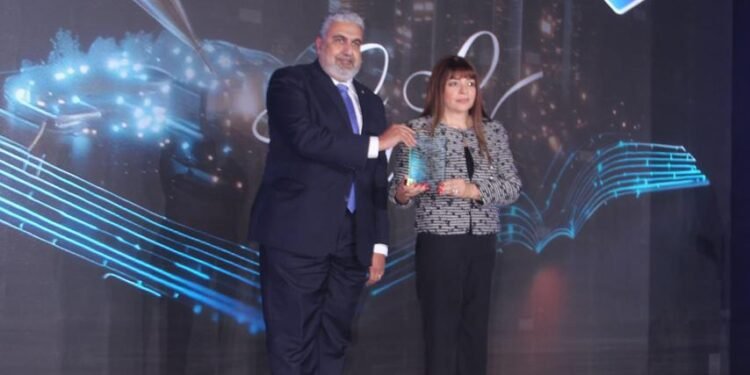 البنك الأهلي المصري يحصد جائزتين عالميتين في جوائز Élan 2025