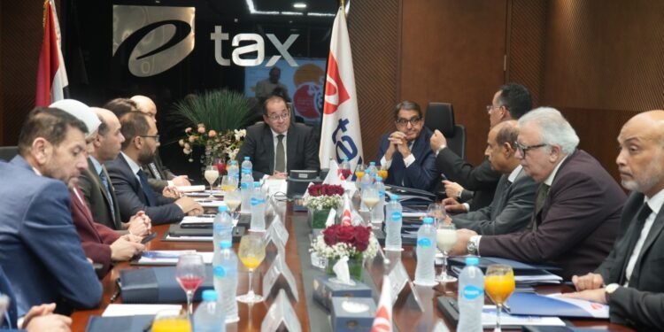 وزير المالية : الأولوية لتوسيع القاعدة الضريبية طواعية.. من خلال تقديم خدمات متميزة لشركائنا من الممولين 