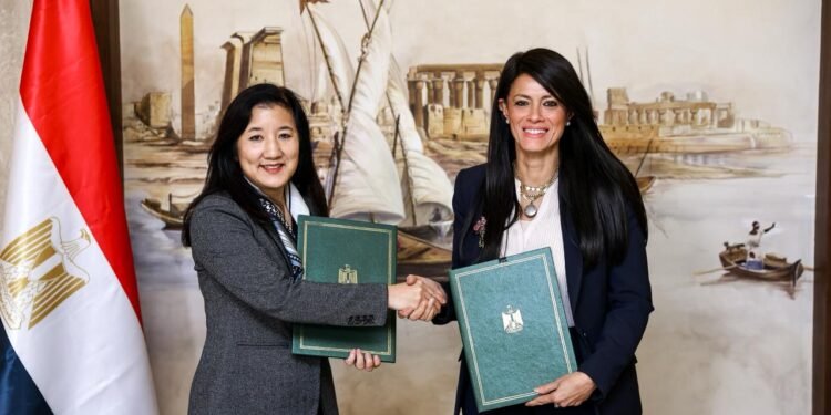 المشاط تلتقي ممثلة الأمم المتحدة الإنمائي لمناقشة الجهود المشتركة