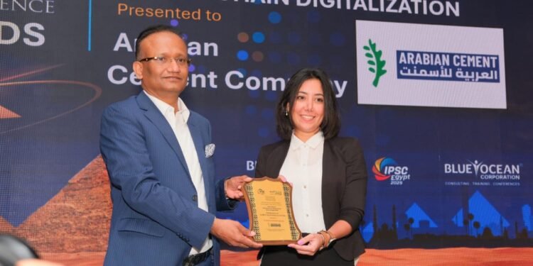 “ريتش بيك” و”العربية للأسمنت” تحصدان جوائز التميّز الرقمي لمشتريات الشركات الكبرى بالتعاون مع”تيراديكس