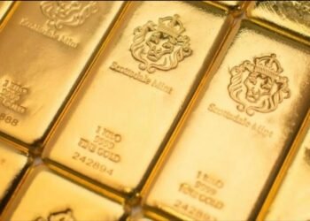 الذهب يواصل صعوده التاريخي عالميًا.. والأسعار المحلية عند قمم جديدة