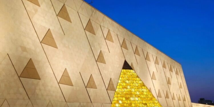 المتحف المصري الكبير يعيد كتابة سردية السياحة الثقافية في مصر