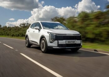 كيا تحصد إشادة عالمية عبر جوائز رئيسية في ” What Car?” لعام 2026