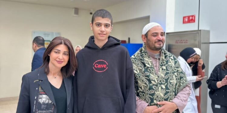 مستشفى أهل مصر لعلاج الحروق يحتفل بخروج أول مريض بعد التعافي التام من حروق بلغت 75% باستخدام زراعة الجلد الطبيعي