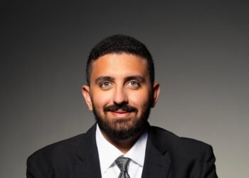 المهندس مينا عاطف هندي يقود مشروع «أجيال من حديد» عبر شركة «المعادي ستيل»