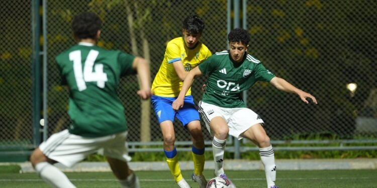 إستوريل وأستون فيلا يحققان الفوز في اليوم الثاني من بطولة دوري زد الدولية للناشئين   