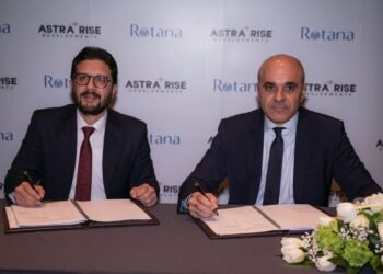“أسترا رايز” توقع شراكة استراتيجية مع روتانا لإطلاق أول فندق للشركة في “العاصمة الجديدة”  