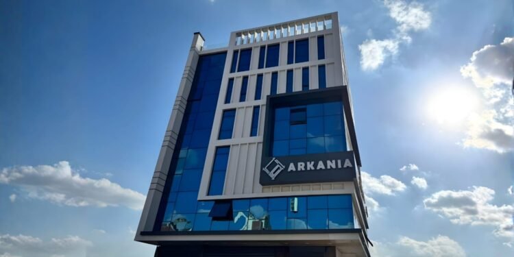 «أركانيا للتطوير» تعزز ريادتها بالإعلان عن خطة تنفيذ قوية في مشروعاتها خلال 2026