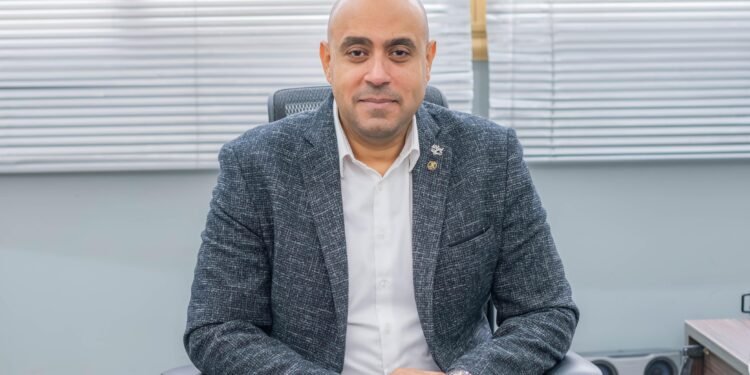 خبير تكنولوجيا يدعو إلى تقليل الاعتماد على المنصات الأجنبية مثل Zoom وGoogle Meet