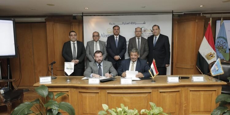 «ألاميدا للرعاية الصحية» توقع اتفاقية شراكة استراتيجية مع «هيئة الطاقة الذرية المصرية»