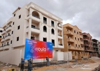 «الأولى للتطوير» تنهي 80% من مشروعاتها في منطقة بيت الوطن التكميلي.. وتخطط لبدء تسليمها خلال 2026
