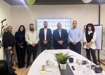 شراكة استراتيجية بين “إندرايف” و”لاكي” لتعزيز العوائد والمزايا المالية لـ سائقيها المتميزين