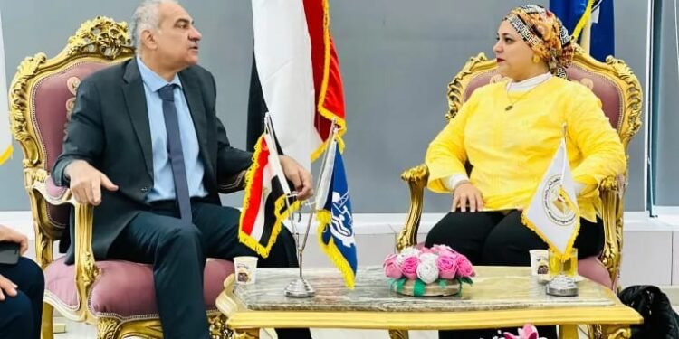 مصر الخير في جامعة اسوان لتوعية الطلاب بقضايا المجتمع 