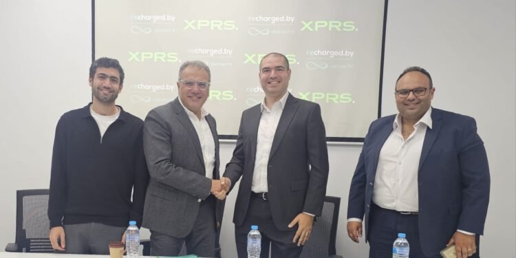 تحالف بين Recharged By Infinity وسلسلة متاجر XPRS لإتاحة حلول شحن السيارات الكهربائية بالتقسيط بدون فوائد في السوق المصري