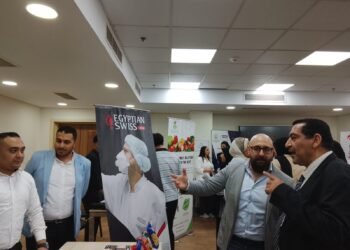 جامعة 6 أكتوبر التكنولوجية تكرم “المصرية السويسرية للمكرونة والطحن” لمساهمتها في دعم الطلاب