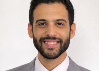خبير اقتصادي: تثبيت الفائدة عزز المنافسة بين البنوك والطروحات الجديدة تدعم نمو البورصة المصرية