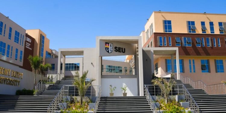 سيرا للتعليم” تعزز ريادتها بـ36 ألف طالب جامعي وتستعد لإطلاق كلية للسياحة والضيافة بالتعاون مع ألمانيا