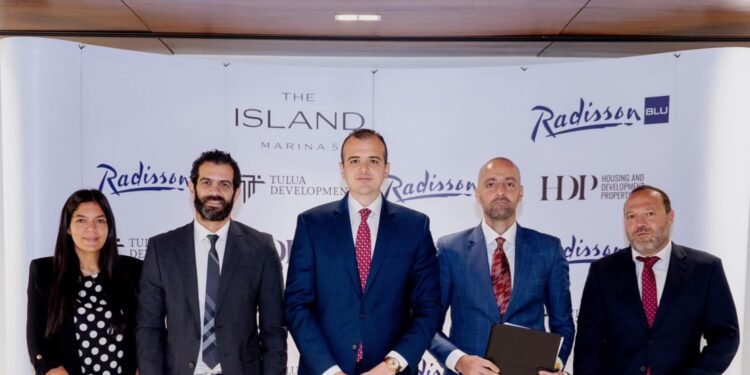 شراكة بين (HDP) و طلوع للتطوير و Radisson Blu لإقامة فندق خمس نجوم في The Island – Marina 5