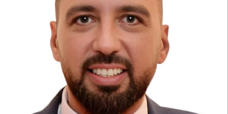 دكتور محمد شعراوي عضوا بمجلس إدارة مركز الخدمة العامة للاستشارات التجارية بكلية التجارة وإدارة الأعمال جامعة العاصمة 