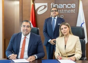 اي أسواق مصر توقع شراكة استراتيجية مع جرين مي ليمتد لتسريع وتيرة التمويل الأخضر والتحول نحو الطاقة المتجددة المستدامة